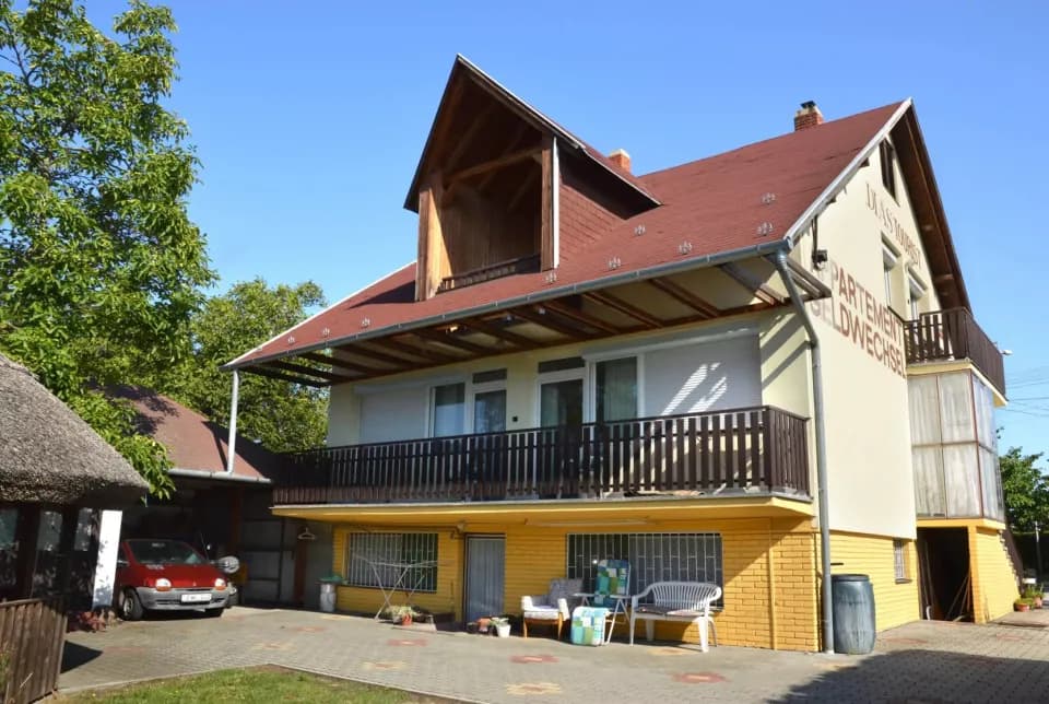 Benedekné Háza